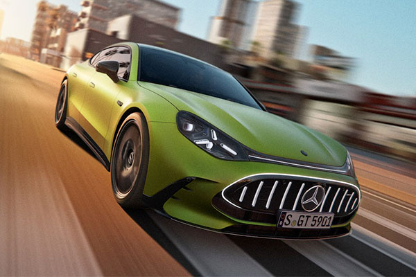 Lançamento do Mercedes-AMG GT 4 -Door Coupé 2026
