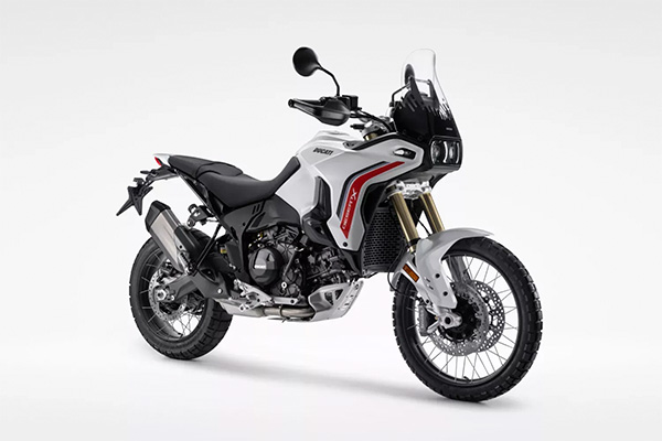 Lançamento da Ducati DesertX 2026
