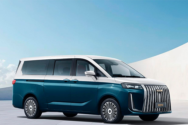 Lançamento do BAW M8 2026 na China