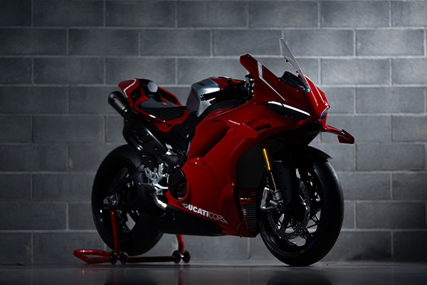 Lançamento da Ducati Panigale V4 R 2026